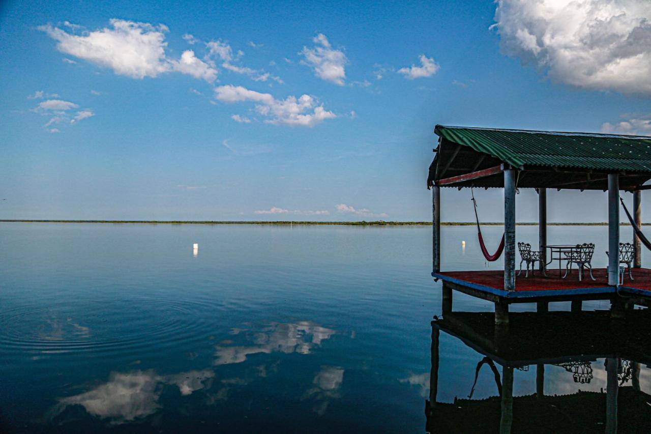 Seven Blue House Village&Lodge Bacalar Exteriör bild