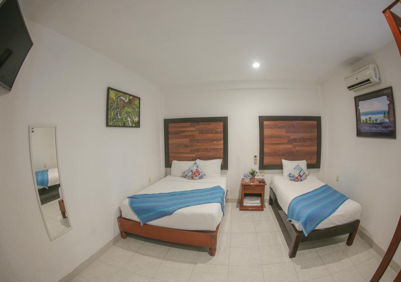 Seven Blue House Village&Lodge Bacalar Exteriör bild