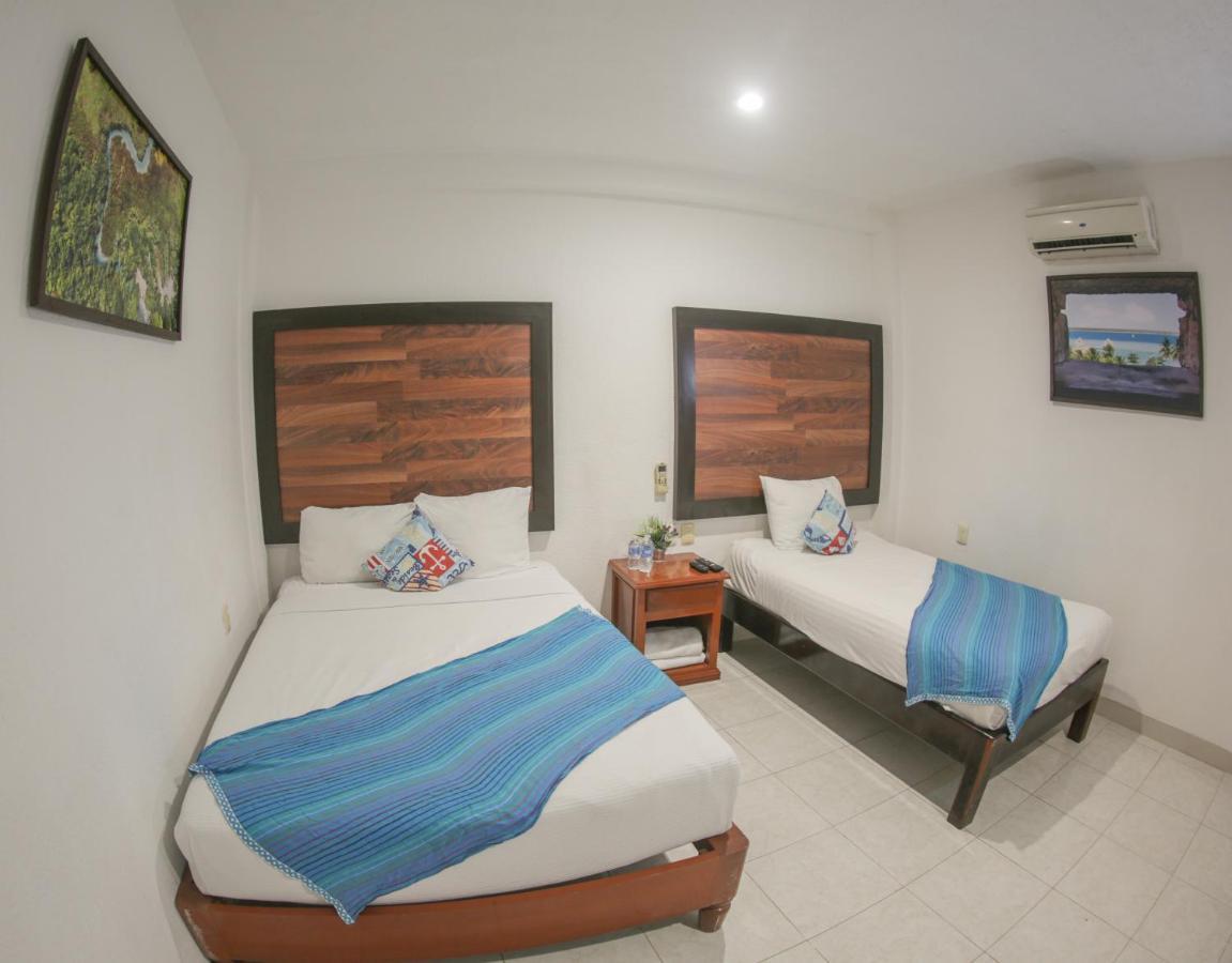 Seven Blue House Village&Lodge Bacalar Exteriör bild