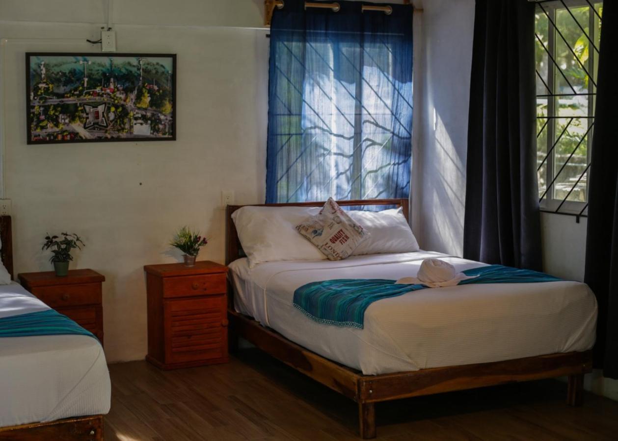 Seven Blue House Village&Lodge Bacalar Exteriör bild